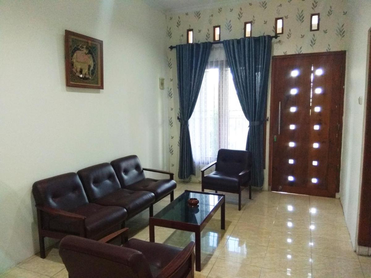 Kenayan Asri Residence by FH Stay Kalasan Dış mekan fotoğraf
